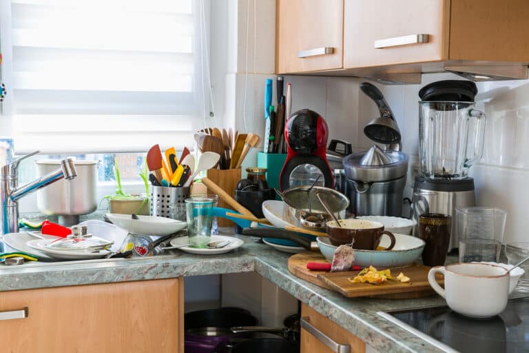 A messy home can be a sign aging seniors need help from assisted living at home providers.